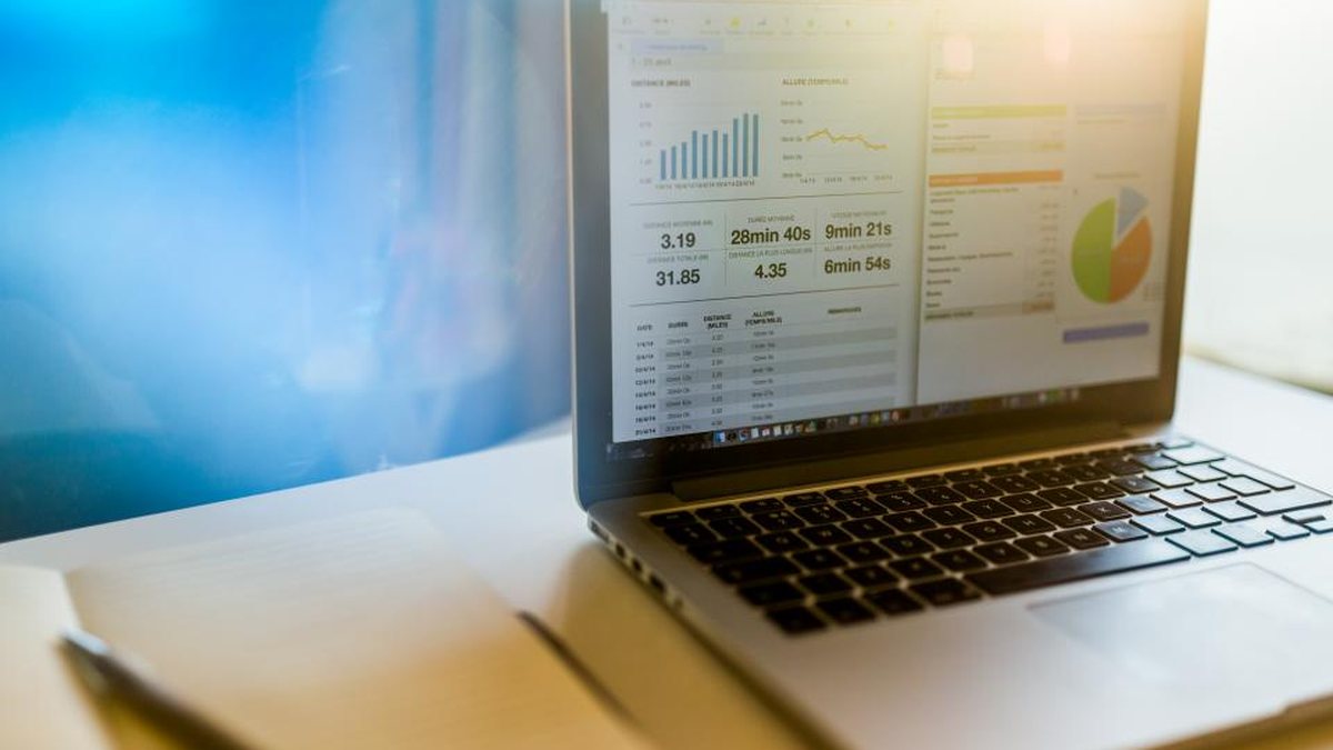 Documents comptables sur un bureau