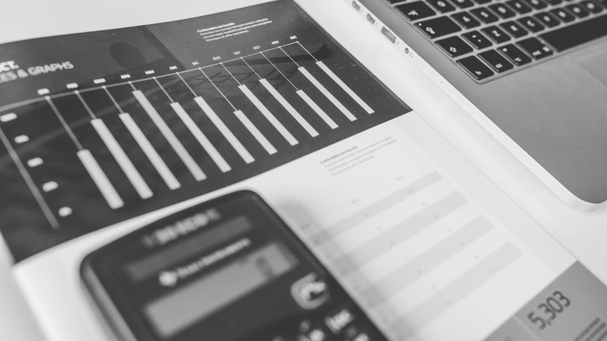Documents comptables sur un bureau