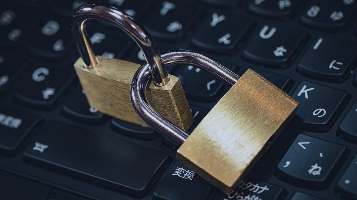 Concepto de seguridad informática en un ordenador